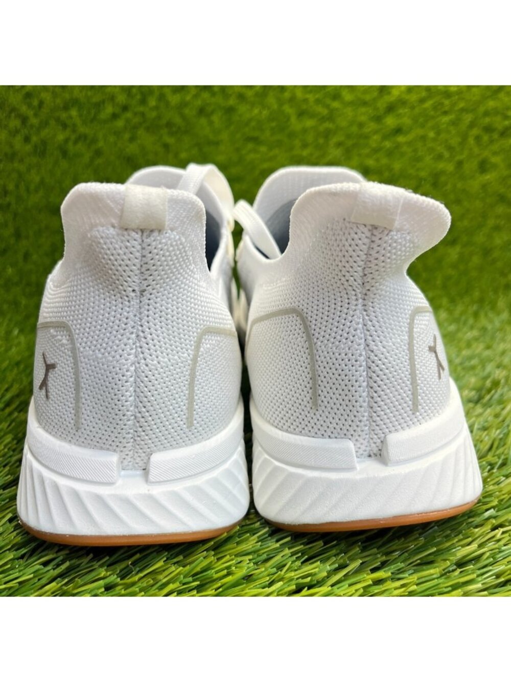 Flux Adapt Runner White Gum Womens Size 8 Running Casual Walking Knit Shoes - Picture 7 of 11